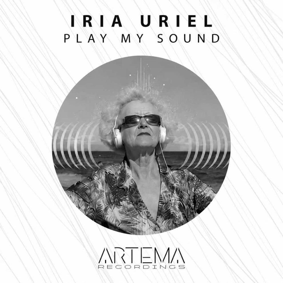 Iria Uriel - Play My Sound